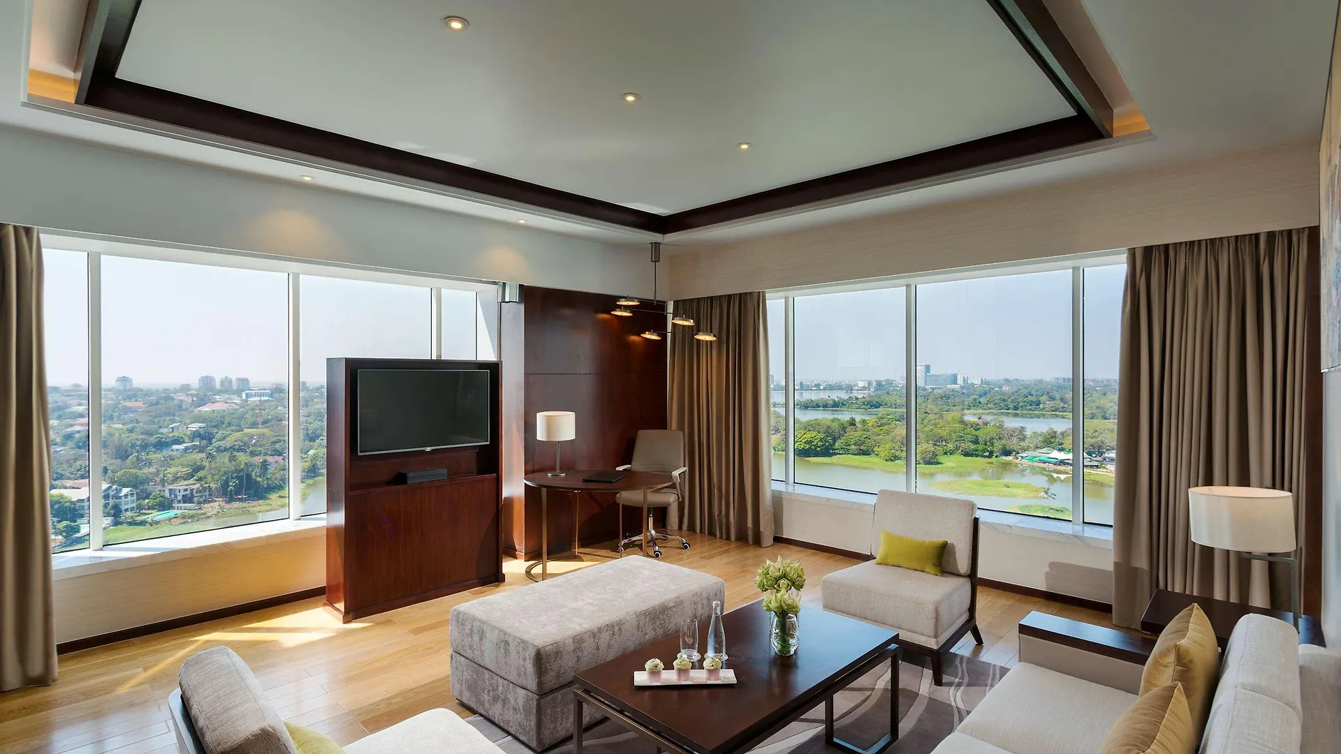 Melia Yangon Hotel 5*,  Myanmar