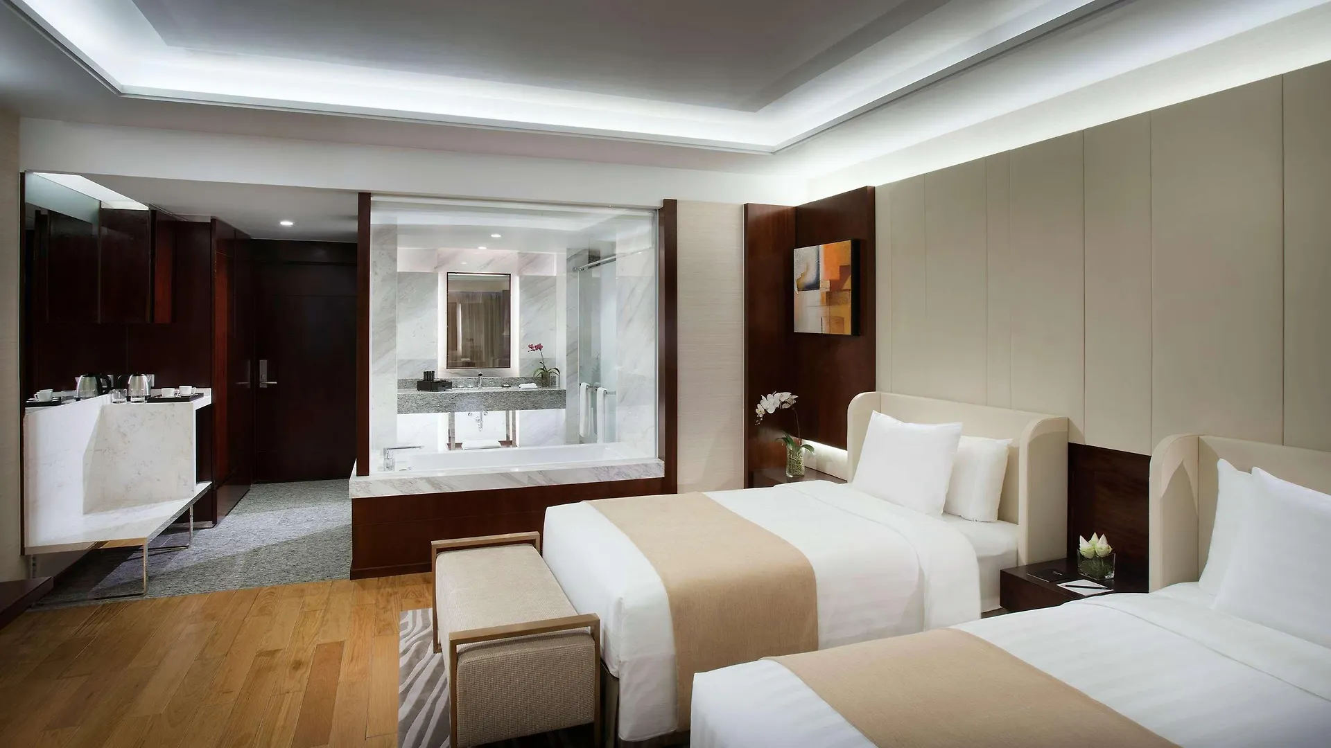 Melia Yangon Hotel 5*,
